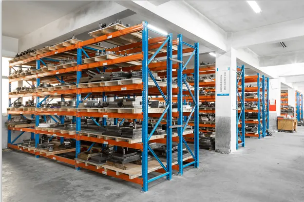 Mold center with 5000+ toolings
